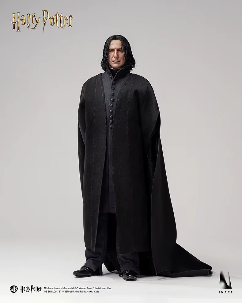 Character in a black robe with 'Harry Potter' branding on a white background
